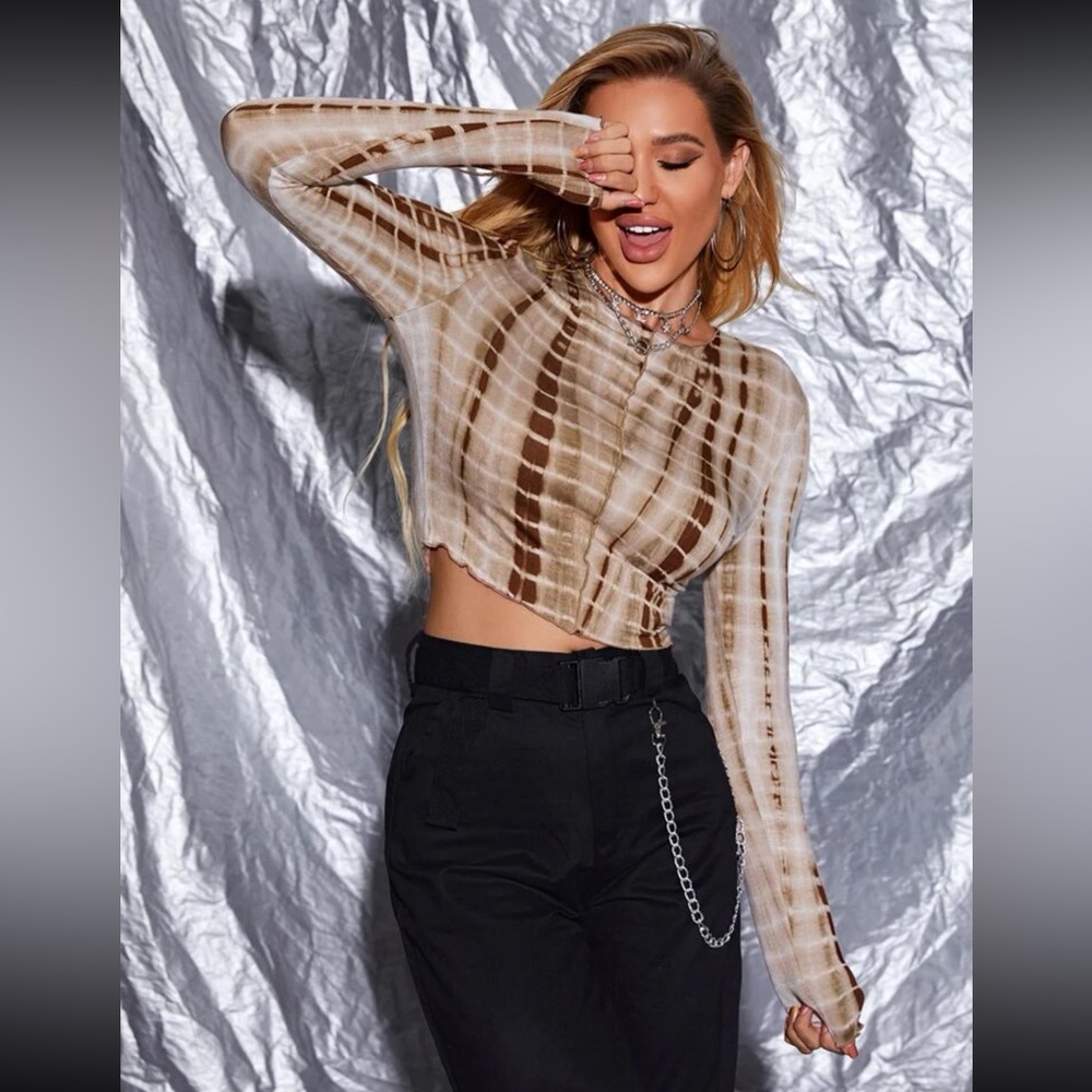 SHEIN EZwear Tie Dye Seam Front Crop Top
